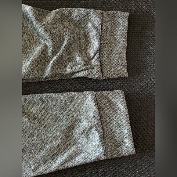 Adidas heather charcoal gray sweatpants; size M. Front pockets. - Picture 7 of 7